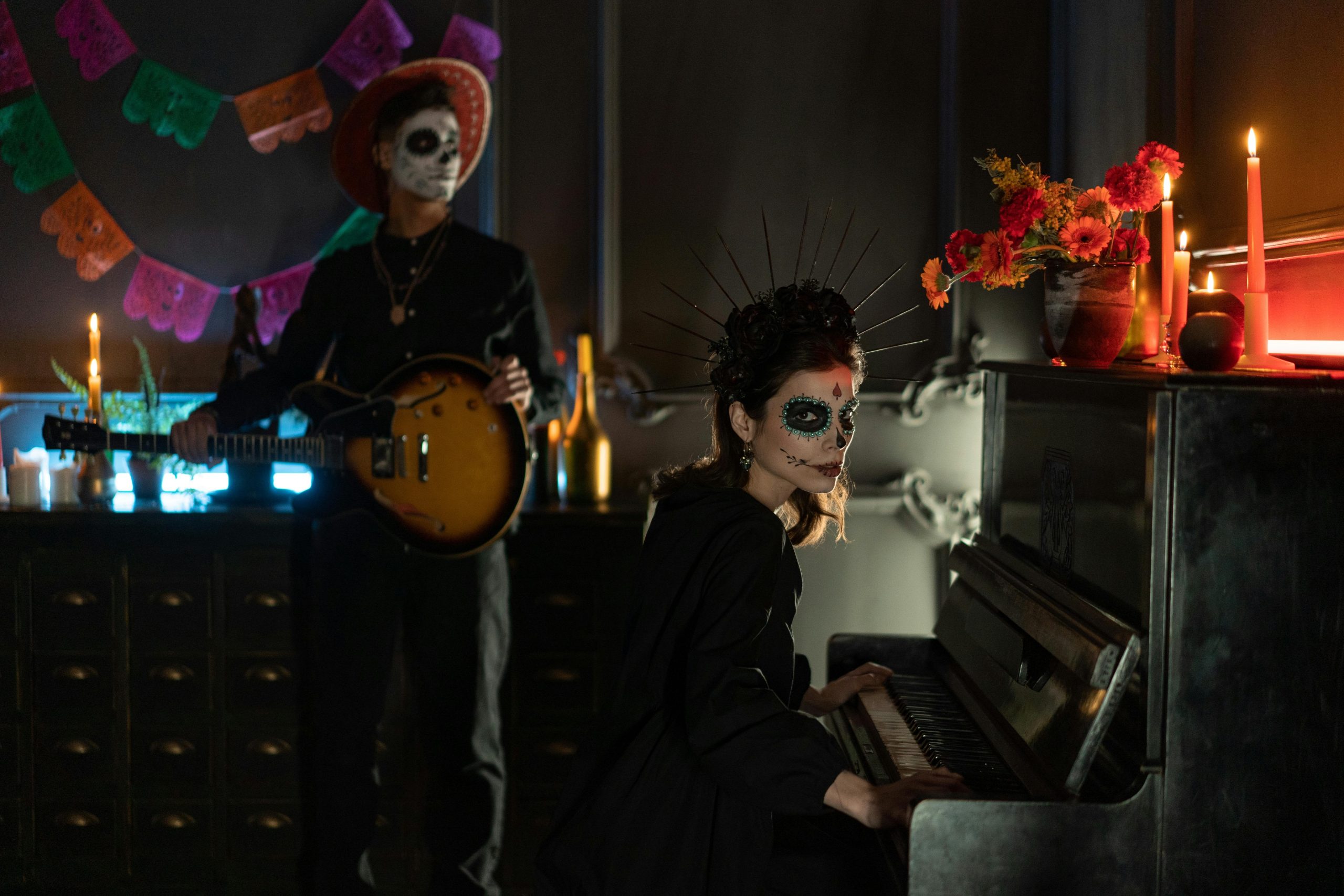 Infographic showing rising popularity of Halloween makeup trends